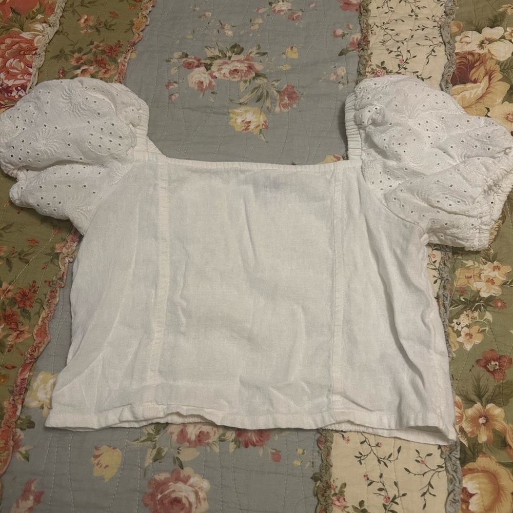 Old Navy Cropped Puff Sleeve Top